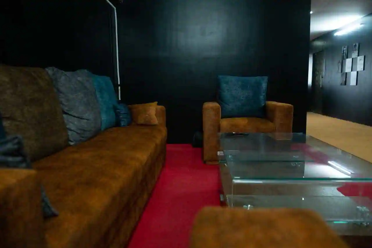 Billion Hairs Studio